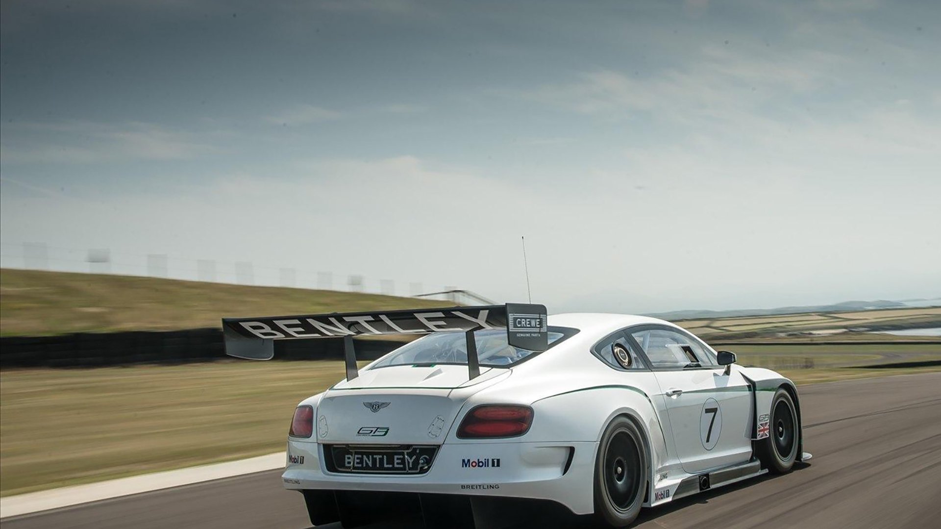 开云注册-哥伦比亚女足在巴黎奥运会比赛中以1-0战胜法国，哥伦比亚足球美女